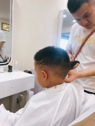 -马克叔叔儿童理发形象设计