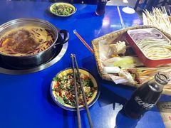 -马路边边火锅串串(观前街店)