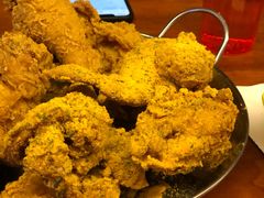 -BHC炸鸡(明洞总店)