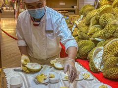 -亚马逊蒸汽活海鲜自助(LCM置汇旭辉广场店)
