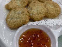-双月饭店·20年老字号(新村店)