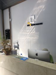 -茶发Salon·烫发染发理发