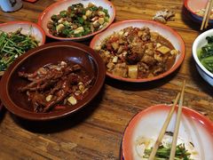 -老三样·美食研究中心(世贸路店)