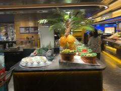 -钱小奴海鲜自助黑金店(杭州滨江龙湖店)