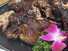 -小饕荟雅安贡椒鱼鲜馆(广福桥店)