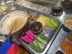 -马路牙子烧烤音乐酒馆(望京店)