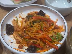 -青瓦餐厅·生鱼片·韩园烤肉(西塔店)