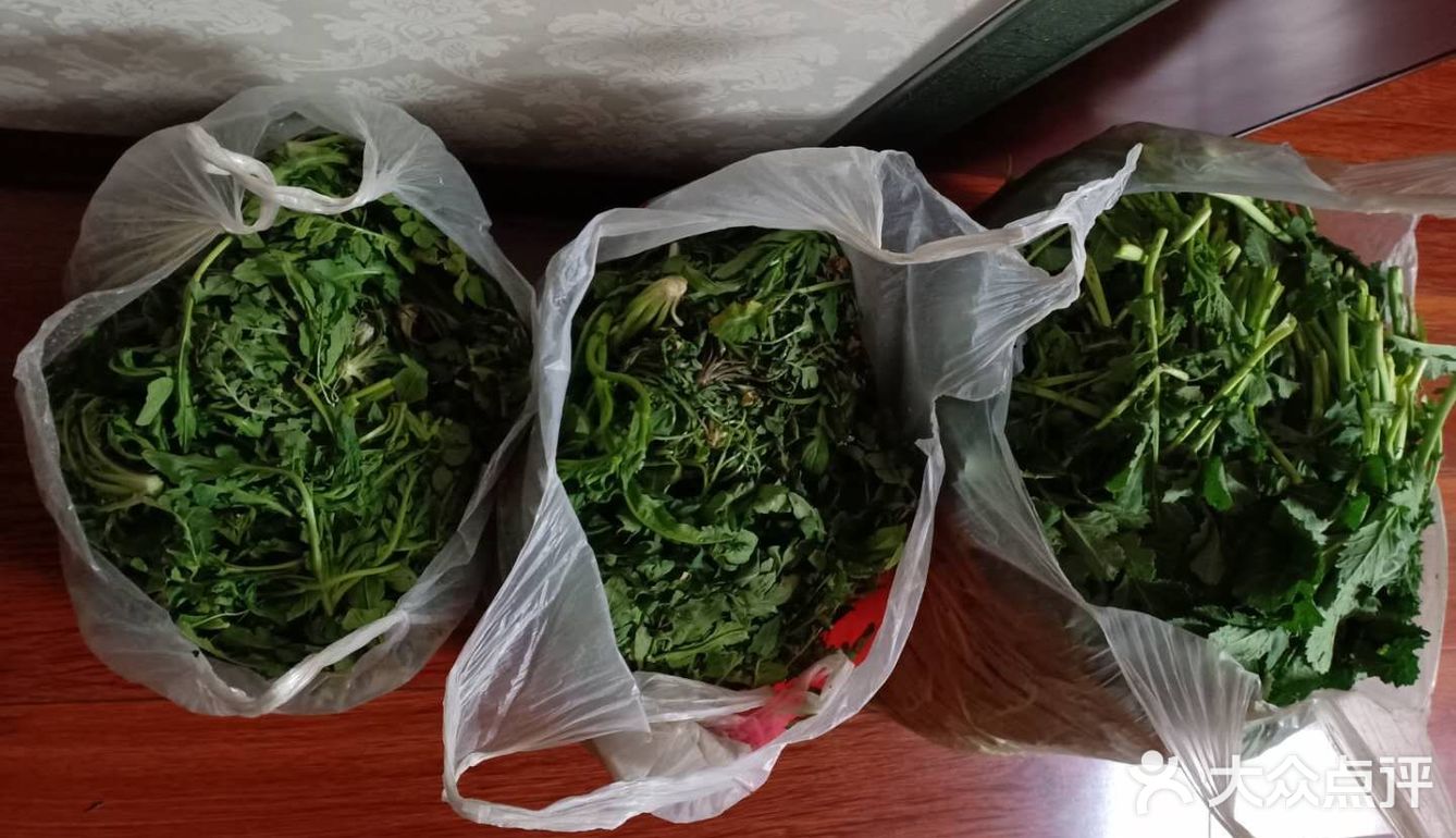 不需复杂的烹饪调味，稍稍一拌、一炒、一煮