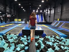 -Bounce Factory 反弹工厂蹦床公园(佛山店)
