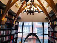 -钟书阁(松江泰晤士小镇店)