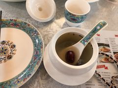 -汗腾格里·风味餐厅(新疆驻京办店)