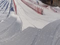 -荣盛康旅野三坡滑雪场