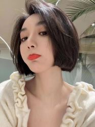 -变画·发型STUDIO