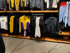 -耐克NIKE YOUNG ATHLETES(西单商场店)