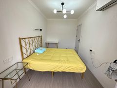 -漕溪路(地铁站)