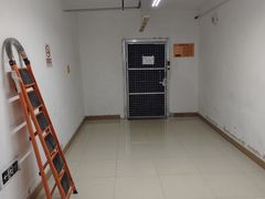 -安东易迷你自助仓储寄存仓库(草桥店)