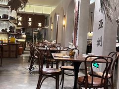 -来龙里 精致 东南亚餐室(万象城店)