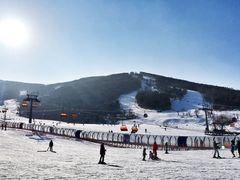 -中旅松花湖滑雪场
