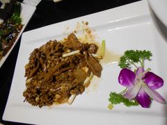 爆炒腰花-闫府私房菜·百年鲁菜(恒隆店)