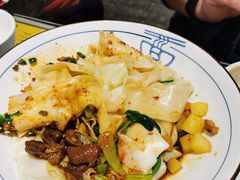 肉臊子三合一面-大嘻咹biangbiang面(历史博物馆店)