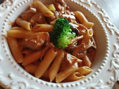 -玛格萝妮(汇智国际商业中心店)