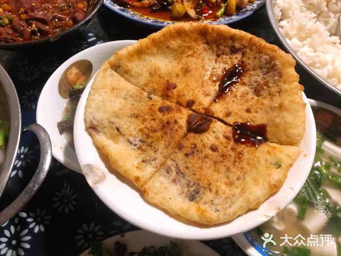 冯四孃跷脚牛肉·非物质文化遗产店红糖饼图片