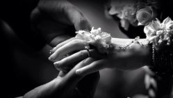 黑白经典色调-上海彩妆秀摄影设计有限公司