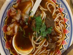 -鑫花溪牛肉米粉(人民广场店)