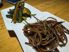 -小三峡食府(西五路店)