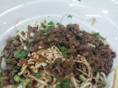 招牌老成都担担面-钟方模白家肥肠粉(春熙店)