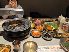 -草家酱蟹炭火烤肉店(珲春南路一店)