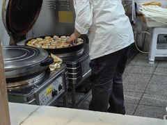 -惠丰门丁肉饼店