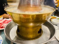 热气腾腾的火锅-鑫龙火锅城(青岛分店)