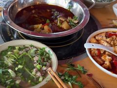 -大众跷脚牛肉馆·非遗传承单位(峨眉山店)