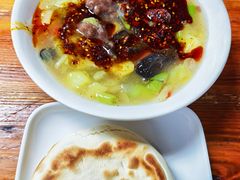 -建宏肉丸糊辣汤(建西街店)