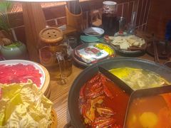 -巴卤社老火锅(财富店)