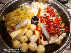 招牌湘西鱼头王-望湘园·湖南菜(宏伊店)