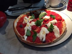-Pizza Express(机场T1店)