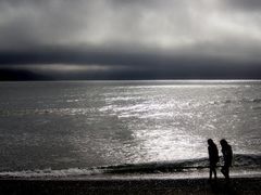 -维乐口腔医院(星海湾分院)