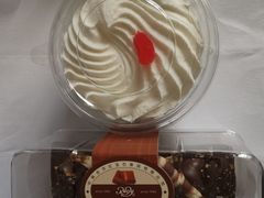 -红宝石·鲜奶小方·海派西点房(浦三店)