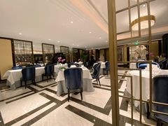大堂-Yan Ting 宴庭中餐厅(上海静安瑞吉酒店)