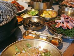 -草家酱蟹炭火烤肉店(珲春南路一店)