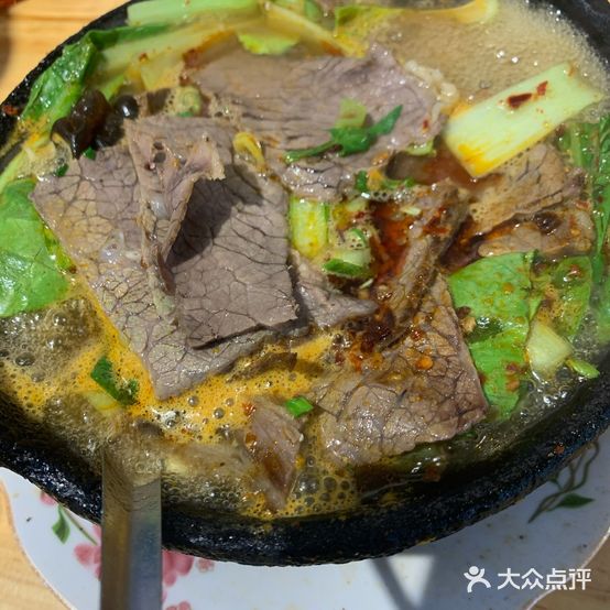 雪岭砂锅(财满街店)