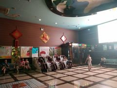 等候区-华星国际影城