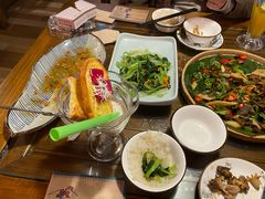 -桥边小楼·手工云南菜·古城观景小楼