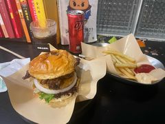 -shark burger·鲨鱼汉堡(交子大道店)