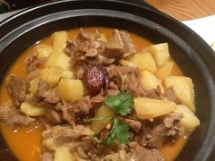 -云海肴·汽锅鸡·云南菜(天山百盛优客店)