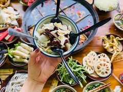 -正南齊北重庆老火锅(光华村直营店)