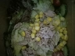 金枪鱼蔬菜沙拉-the frypan韩国炸鸡啤酒(五路居店)