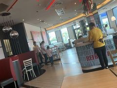 -必胜客(绿地新都会店)